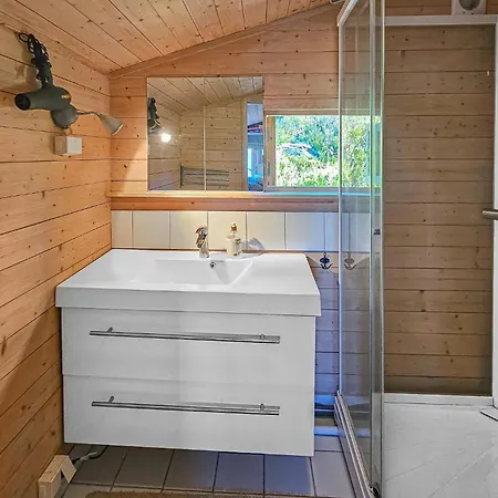 5 Bedroom Stunning In * Eggedal